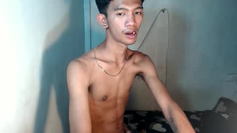 Snapshot of _rellvanxx chatting on 11.12.25 _rellvanxx online show from 11.12.25