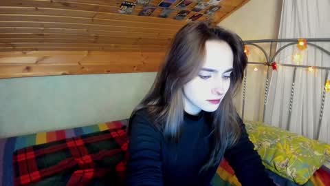 Snapshot of _silverdream chatting on 12.15.24 _silverdream online show from 12.15.24