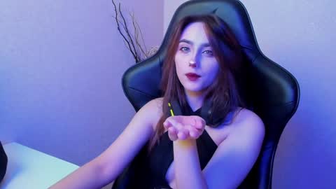 Snapshot of _silverdream chatting on 01.11.25 _silverdream online show from 01.11.25