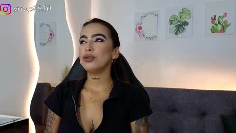 Snapshot of _sophiebrown__ chatting on 12.04.24 Andrea  The Next Stream  Wednesday online show from 12.04.24