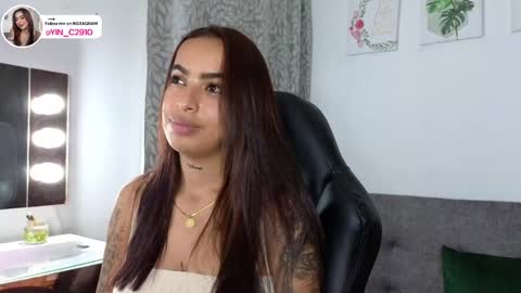 Snapshot of _sophiebrown__ chatting on 01.27.25 Andrea  The Next Stream  Wednesday online show from 01.27.25