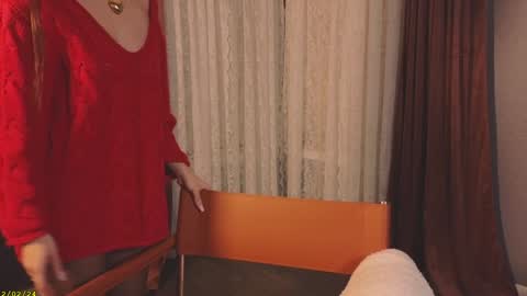 Snapshot of _stella_rose_ chatting on 12.03.24 Stella online show from 12.03.24