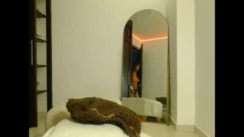 Snapshot of _tommyandanabel_ chatting on 10.19.25  tommy and anabel   online show from 10.19.25