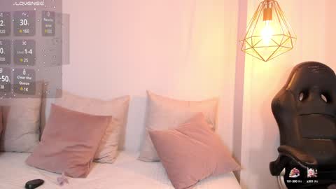 Snapshot of _vix555_ chatting on 12.21.24 Vix online show from 12.21.24