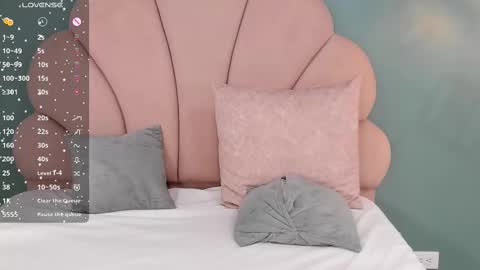 Snapshot of _vix555_ chatting on 02.24.25 Vix online show from 02.24.25