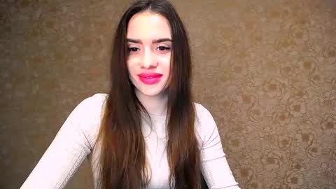 Snapshot of _your_fantasy_girl chatting on 02.01.25 Alisa online show from 02.01.25