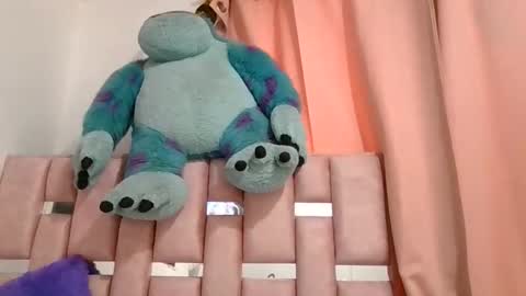 Snapshot of abby_moss_2 chatting on 11.10.25 abby_moss_2 online show from 11.10.25