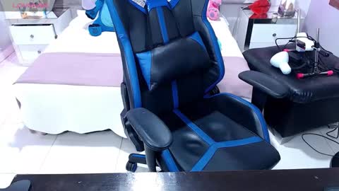 Snapshot of abby_sexyxx chatting on 12.28.24 abby sexyxx online show from 12.28.24