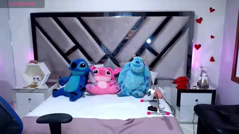 Snapshot of abby_sexyxx chatting on 01.01.25 abby sexyxx online show from 01.01.25