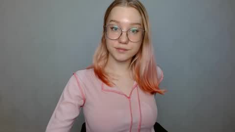 Snapshot of abbymoore__ chatting on 12.22.24 Abby Lovense is active online show from 12.22.24