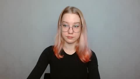 Snapshot of abbymoore__ chatting on 12.29.24 Abby Lovense is active online show from 12.29.24