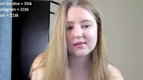 Snapshot of abbywyte chatting on 12.09.24 Abby Stream at Sat Sun Mon Fri online show from 12.09.24