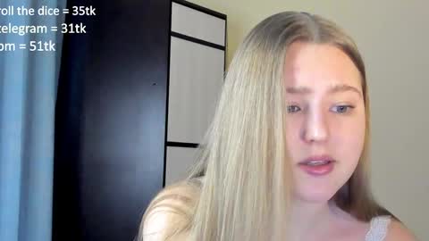 Snapshot of abbywyte chatting on 01.19.25 Abby Stream at Sat Sun Mon Fri online show from 01.19.25