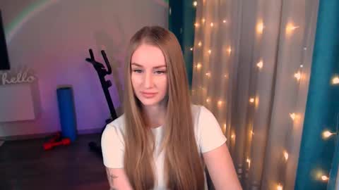 Snapshot of abigail_flex chatting on 02.17.25 Anna online show from 02.17.25