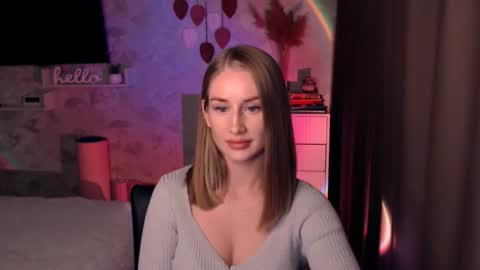 Snapshot of abigail_flex chatting on 10.03.25 Anna online show from 10.03.25