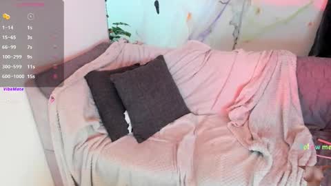 Snapshot of abigail_luna_ chatting on 10.26.25 abi online show from 10.26.25