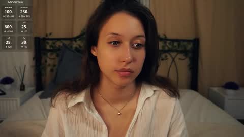 Lily n Jenny online show from 09.19.25