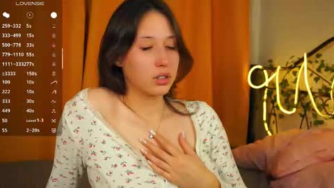 Lily n Jenny online show from 10.20.25
