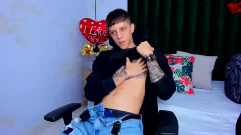 Snapshot of adam_hard_ chatting on 02.12.25 Adam online show from 02.12.25