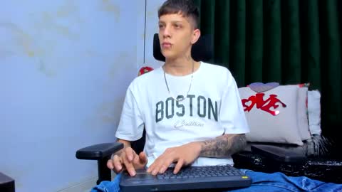 Snapshot of adam_hard_ chatting on 02.14.25 Adam online show from 02.14.25