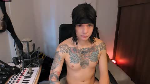 Snapshot of adam_rocket chatting on 10.14.25  Adam online show from 10.14.25