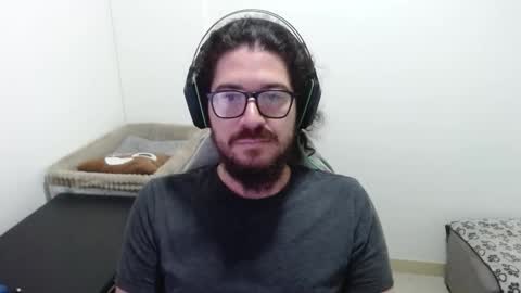 Snapshot of adamussutekh chatting on 10.01.25 Adam online show from 10.01.25