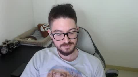 Snapshot of adamussutekh chatting on 11.17.25 Adam online show from 11.17.25