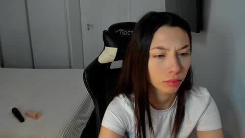 Snapshot of addavalery chatting on 12.18.24 Adda online show from 12.18.24