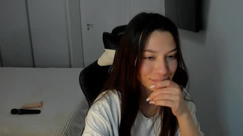 Snapshot of addavalery chatting on 12.18.24 Adda online show from 12.18.24