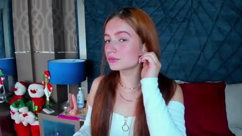 Snapshot of adelainebest chatting on 12.27.24 Adelaine online show from 12.27.24
