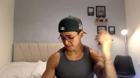 Snapshot of adonis_dlh chatting on 09.15.25 Adonis online show from 09.15.25