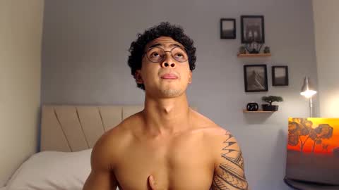 Snapshot of adonis_dlh chatting on 09.25.25 Adonis online show from 09.25.25