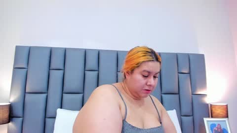 ANDREA PEREZ online show from 01.21.25