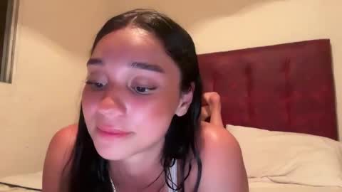 Snapshot of adriannarodriguez chatting on 03.06.25 Adrianna  online show from 03.06.25