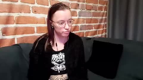 Snapshot of aelita_night chatting on 12.03.24 aelita_night online show from 12.03.24