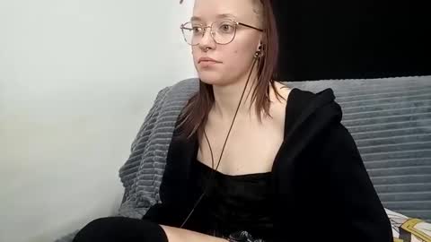 Snapshot of aelita_night chatting on 01.10.25 aelita_night online show from 01.10.25