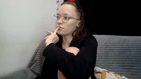 Snapshot of aelita_night chatting on 01.14.25 aelita_night online show from 01.14.25