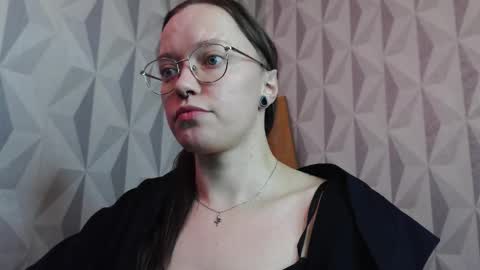 Snapshot of aelita_night chatting on 10.02.25 aelita_night online show from 10.02.25