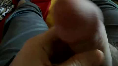 Snapshot of aerofloteria chatting on 11.16.25 aerofloteria online show from 11.16.25