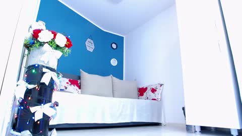 Snapshot of afroditha_ chatting on 12.23.24 Amalia online show from 12.23.24