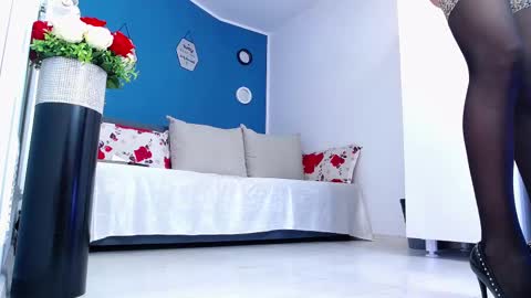 Snapshot of afroditha_ chatting on 02.25.25 Amalia online show from 02.25.25