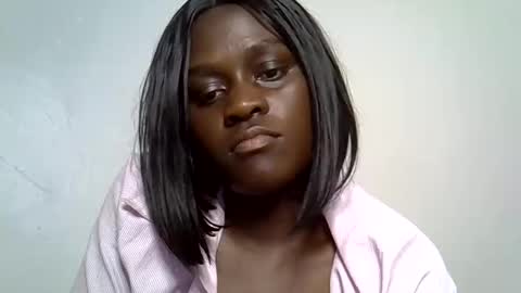 Snapshot of afronubians chatting on 09.17.25 afronubians online show from 09.17.25