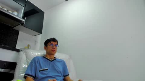 Snapshot of agarevans chatting on 12.03.24 AGAR online show from 12.03.24