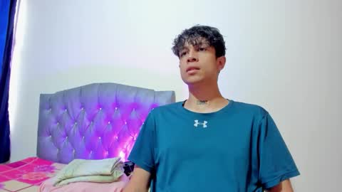 Snapshot of agarevans chatting on 10.23.25 AGAR online show from 10.23.25