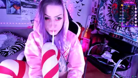 Snapshot of agonygirlxxx chatting on 12.30.24 Evexxxx EX KKKRARE online show from 12.30.24