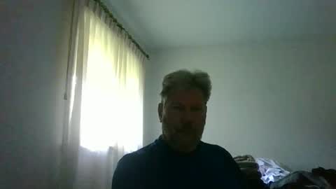 Snapshot of agr8hornetode chatting on 10.09.25 Great Horny Toad online show from 10.09.25