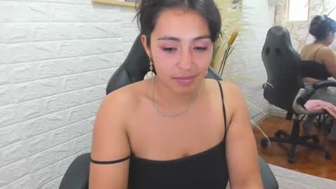 Snapshot of ahisha09 chatting on 12.15.24 Ahisha online show from 12.15.24