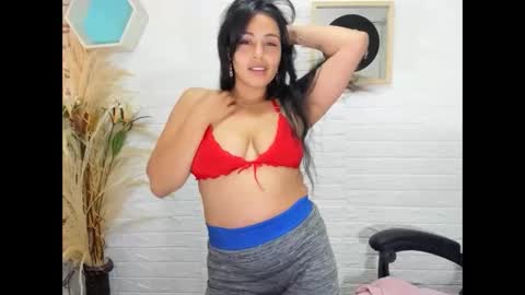 Snapshot of ahisha09 chatting on 01.30.25 Ahisha online show from 01.30.25