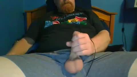 Snapshot of ahrnycumtoy chatting on 02.06.25 hrnycummer online show from 02.06.25