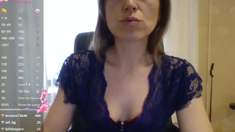 Snapshot of ahtena chatting on 01.10.25 Ahtena online show from 01.10.25